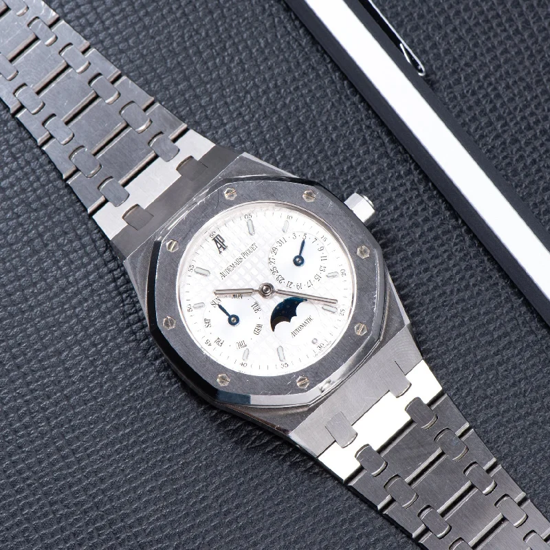 Audemars Piguet Royal Oak Day-Date Moonphase